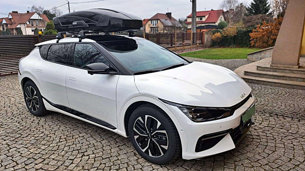 Bagażnik dachowy Kia EV6 bo Thule Motion XT L